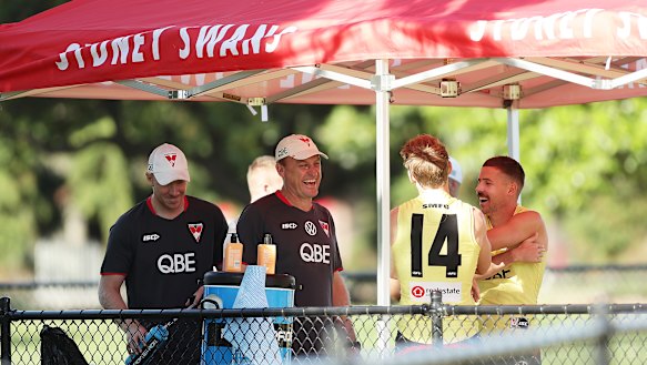 Longmire has attempted to recreate the club atmosphere remotely.