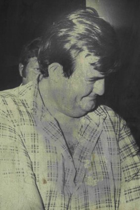 Berwyn Rees being escorted into Maitland Courthouse on January 20, 1981.