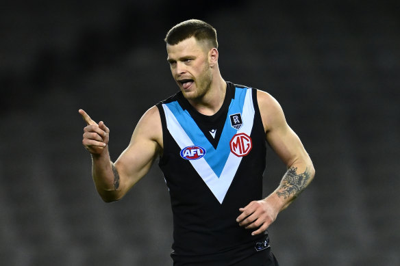 Former Port Adelaide ruckman Peter Ladhams will make his Swans debut on Saturday.