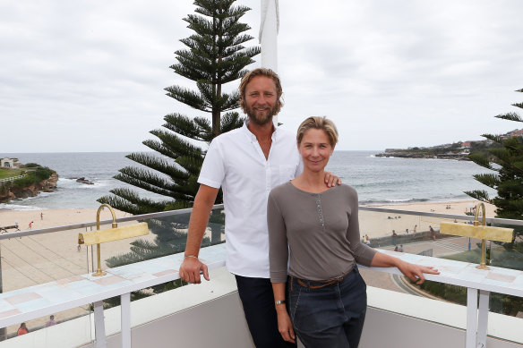 Siblings Justin and Bettina Hemmes in 2004.