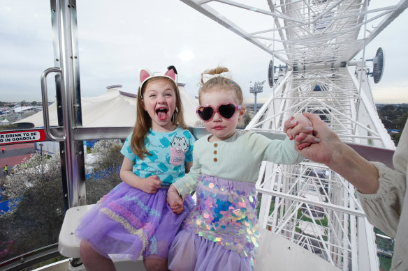 Daisy and Thea see the sights from the ferris wheel.