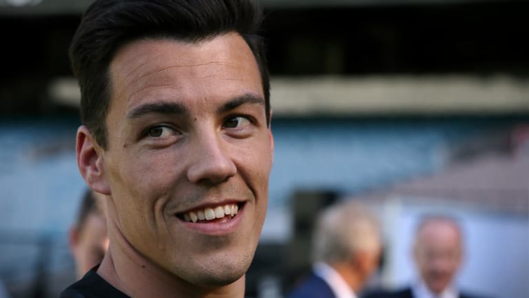 Prized Bombers recruit Dylan Shiel.