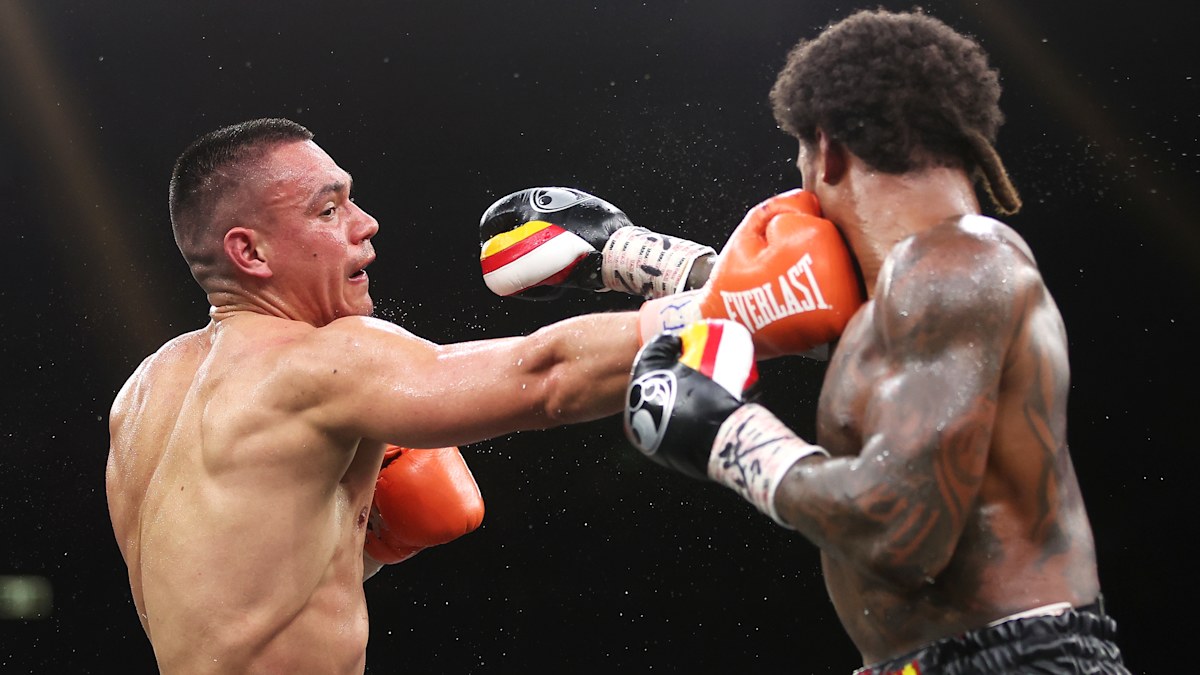 Tszyu vs Spence LIVE: ‘Shaky’ start from US star as hometown hero lands big shot