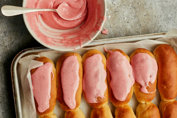 Asian-style milk bread provides a tender base for these strawberry iced finger buns.