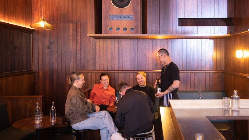 V Fitzroyu se je preoblikoval bar Bad Frankie v nov koktajl bar Hands Down