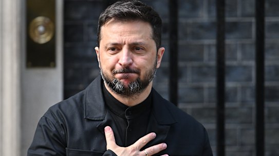 Volodymyr Zelensky leaves 10 Downing Street after meeting Keir Starmer.