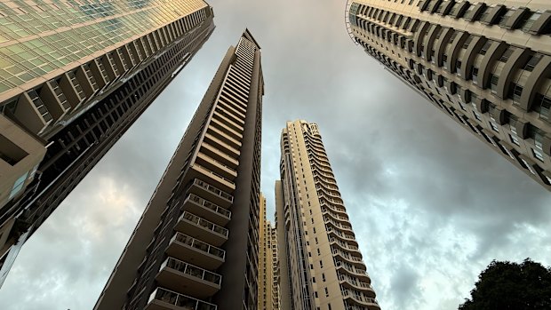 The federal government has set an ambitious target to build 1.2 million homes over the next five years, with many of these homes to be apartments. However, Cities People Love says reports of small, dark and claustrophobic apartments are common. 