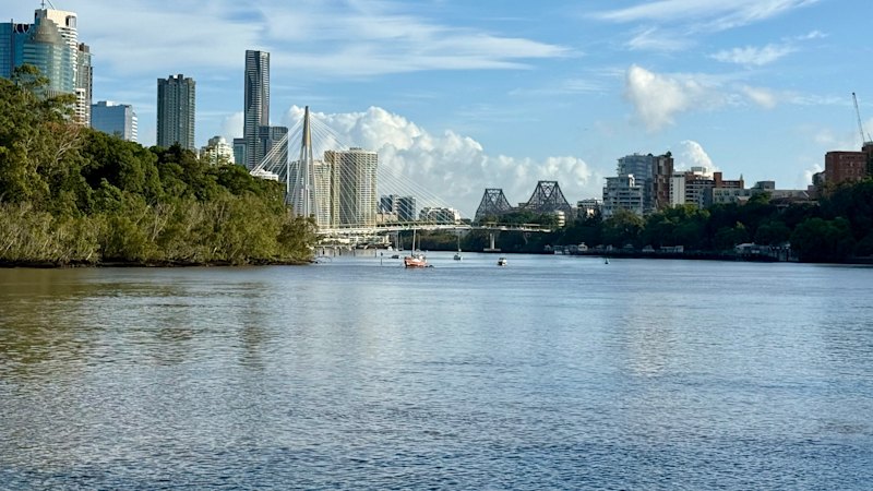 Brisbane forecast to reach 33°C on Friday as temperatures spike from Wednesday