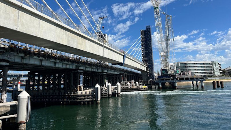 Freo bridge has officially closed. What happens next?
