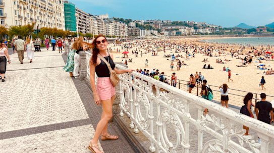 Nicole Pedersen-McKinnon and her bum bag.