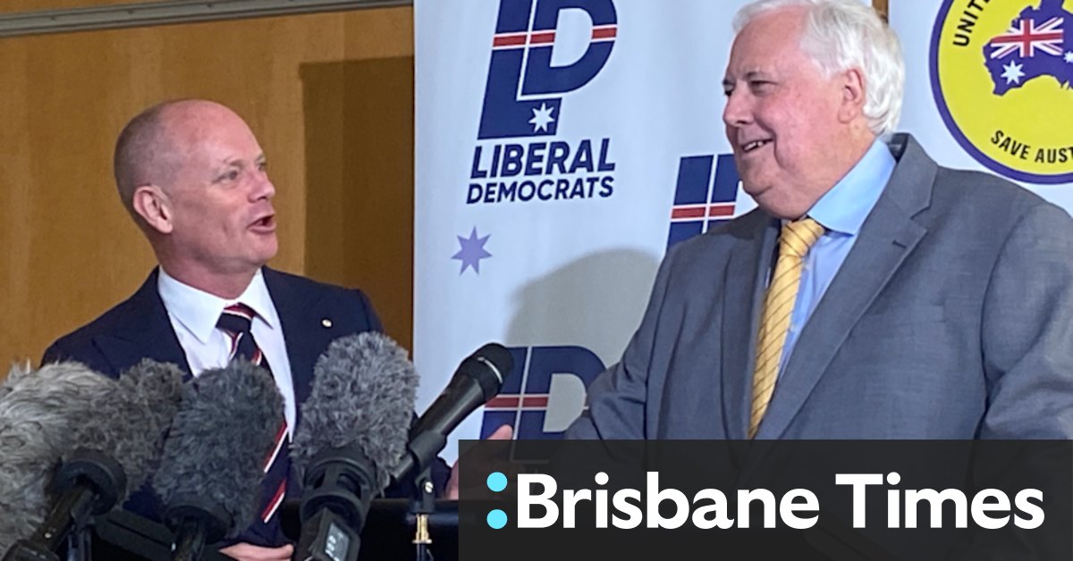 Enemies Campbell Newman and Clive Palmer turn mates for votes - Vimarsana News
