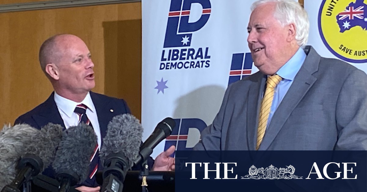 Enemies Campbell Newman and Clive Palmer turn mates for votes - Vimarsana News