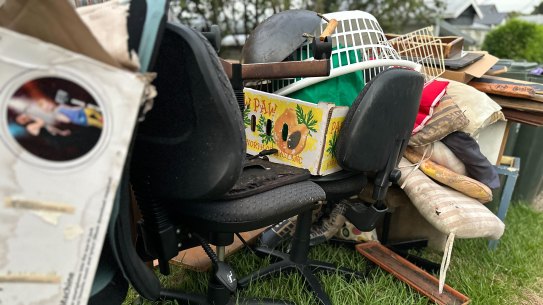 Kerbside collection is a free service offering an annual pick-up of large items and rubbish in Brisbane.