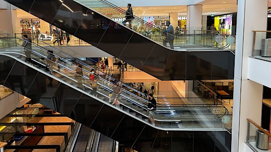 Australia’s economy is barely growing and shrunk in per capita terms for the seventh straight quarter.