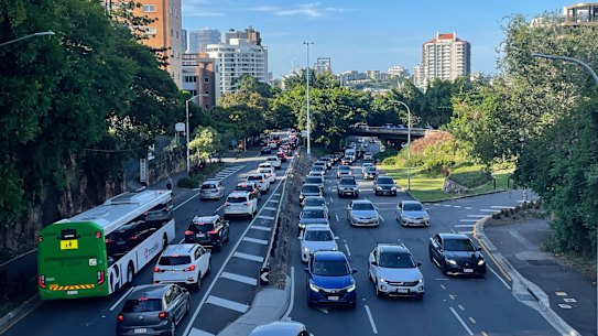 Traffic converges at Kangaroo Point, near the Story Bridge and roads in three directions.
