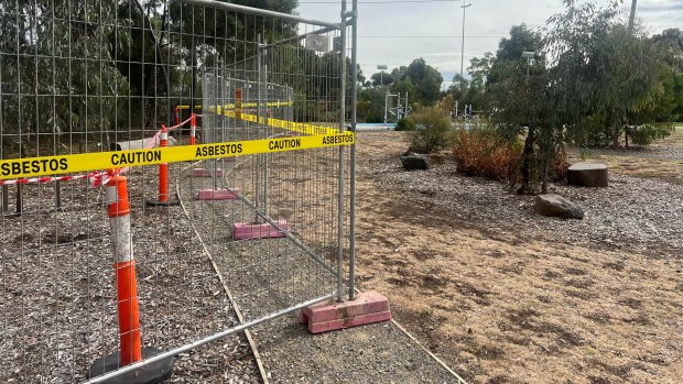 Councils put on notice as asbestos found in several parks across Melbourne