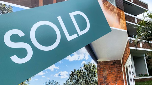 Development WA sold regional industrial land for much lower than it was valued at.