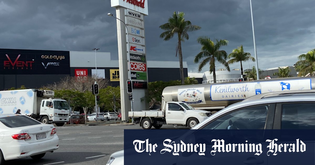 Weekend shopping chaos 'canary in the coal mine' for Brisbane traffic - Vimarsana News