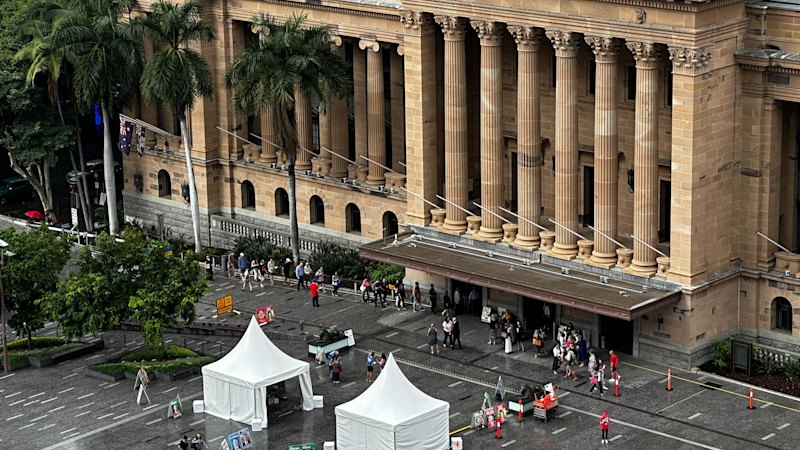 Watchdog warns against rolling back ban on developer donations