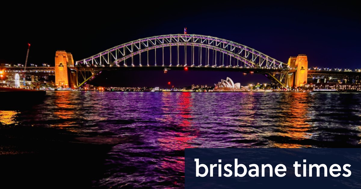 Sydney Harbour Bridge s’illumine pour le Queensland