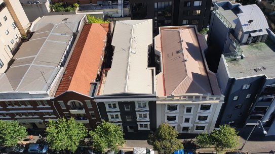Lighter coloured rooftops would help tackle climate change in Australia experts say.