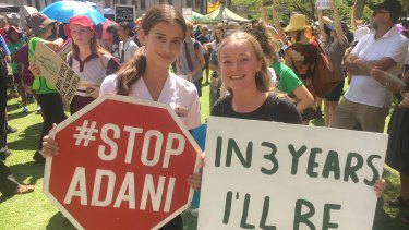 Alyssa Moloney and Jolie McInally have called on a total coal ban.