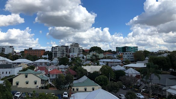 LNP planning spokesman Andrew Powell says communities are "losing out".