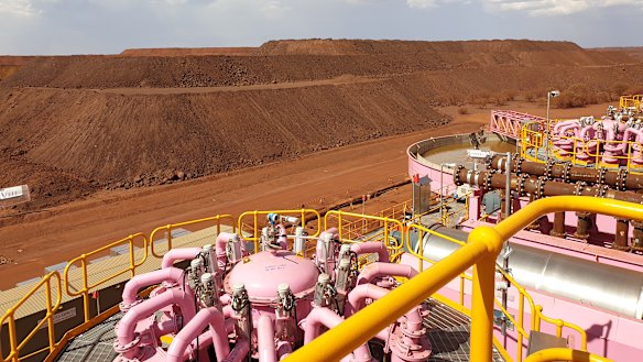 Chinese customs officials say the changes taking effect next month are designed to "streamline procedures" at ports.