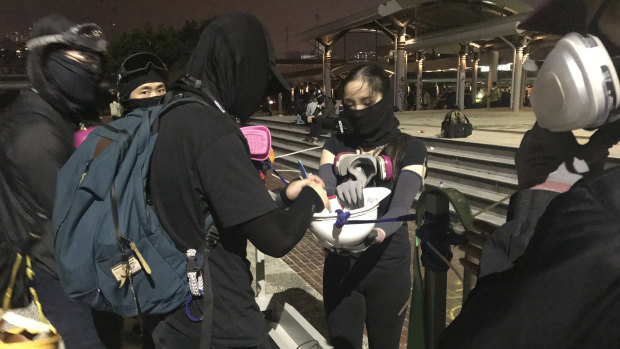 Hong Kong students building a catapult.