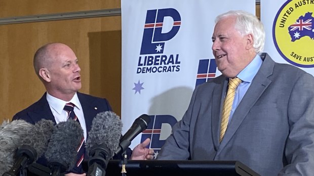 Former Queensland Premier Campbell Newman and billionaire Clive Palmer of the United Australia Party will trade party preferences at the next election.