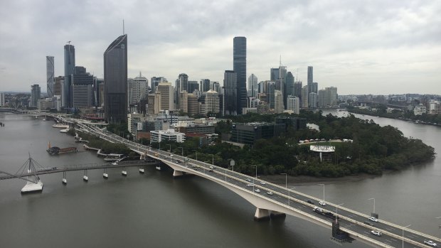 The maximum temperature in Brisbane should drop five degrees from Tuesday to Wednesday - from 32 to 27 degrees.