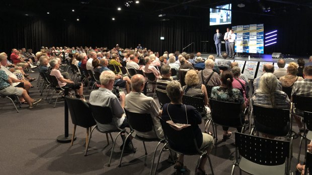 A crowd of about 250 people turned out to meet Health Minister Greg Hunt in Mandurah, along with Andrew Hastie and Zak Kirkup.