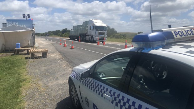 South Australian police still operate the South Australia-Victoria border post near Nelson. 