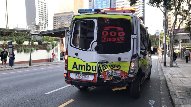 Ambulance hit by Tesla Model 3 in Brisbane CBD. 
