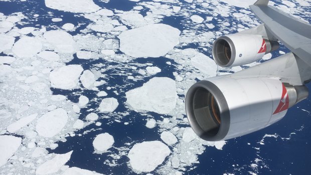 A view from the window of a Qantas jumbo jet across Antarctica. 