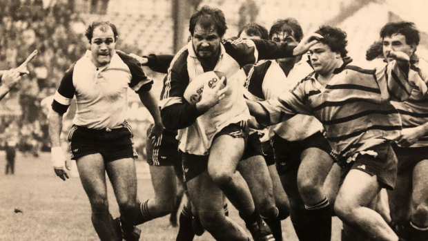 Peter FitzSimons playing for Brive in 1985.