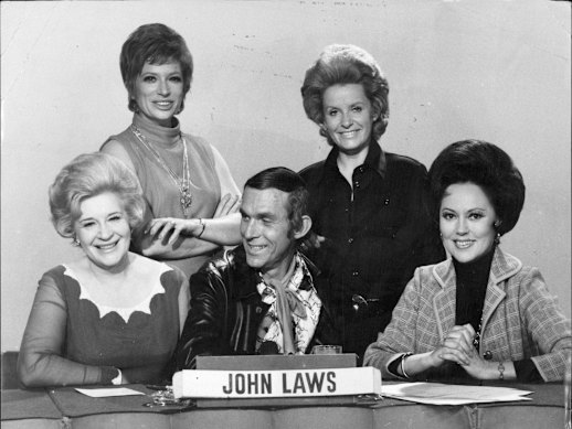 Laws on the set of Channel Seven’s Beauty and the Beast in 1971.