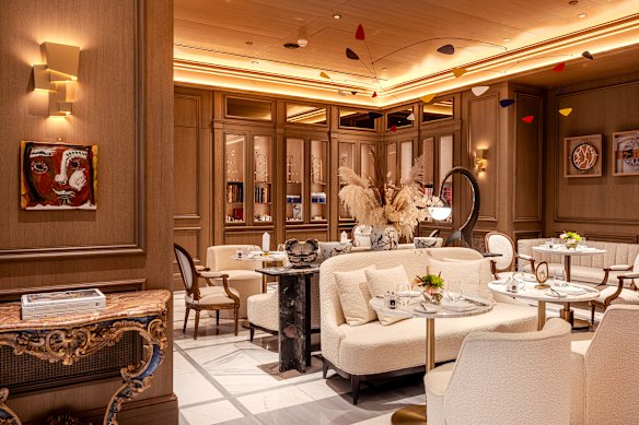 An alluring, art-filled atmosphere.