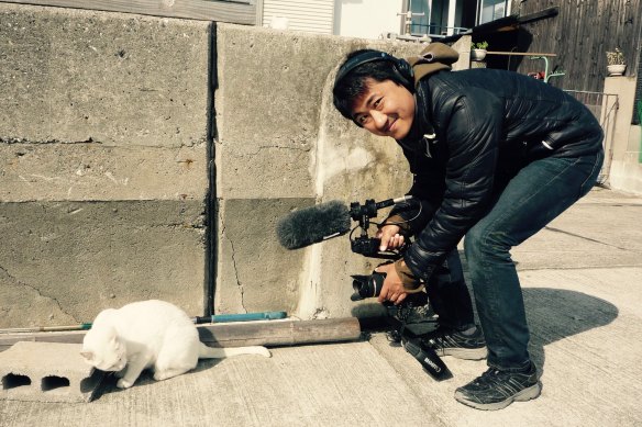 Director Kazuhiro Soda at work on The Cats of Gokogu Shrine.