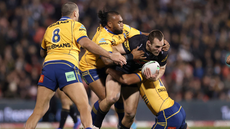 Panthers crush Eels to continue winning streak