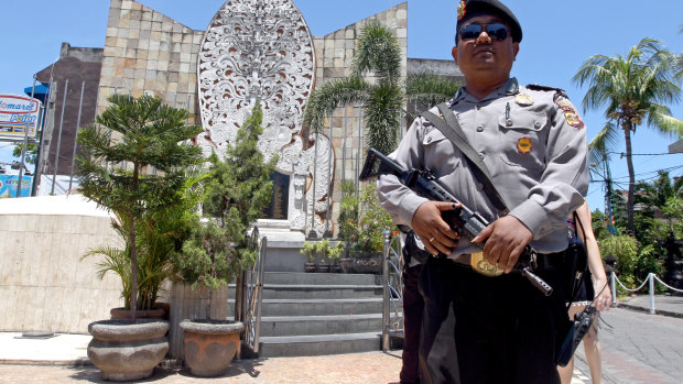 Indonesia arrests suspected terror leader on run since Bali bombings