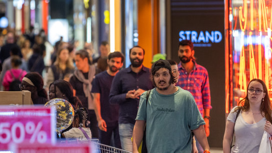 Wages in small and medium sized businesses were starting to edge down in the run-up to Christmas.