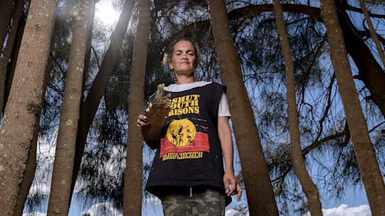 Karen Roberts says her younger brother's death in custody in 2001 broke her family. 