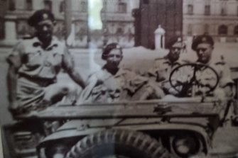 Brisbane-based WWII veteran Sam Ginsberg pictured in his army days. 