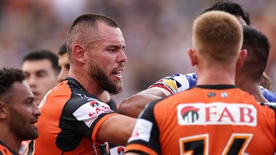 David Klemmer has some advice for his under-fire Tigers teammates.