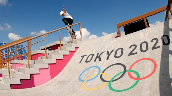 Skateboarder Nishiya Momiji. 