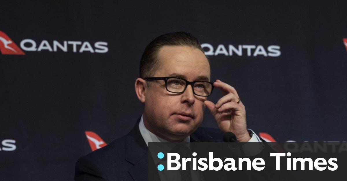 Qantas looks at smartphone app for COVID-19 'vaccine passport'