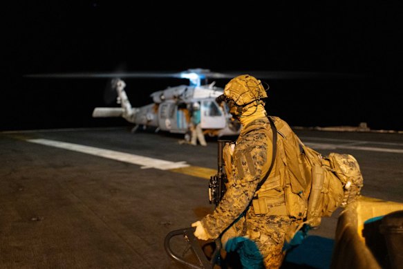 Uma fotografia da página X do Departamento de Segurança Interna dos Estados Unidos, supostamente mostrando: 