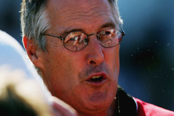 Matthew Rendell pictured speaking to Saints players as assistant coach in 2005. 