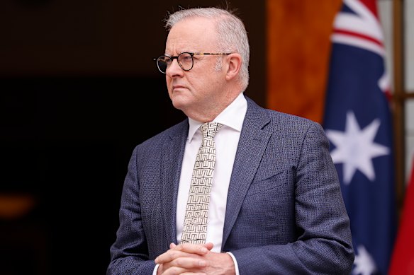 Primer Ministro Antonio Albanese.